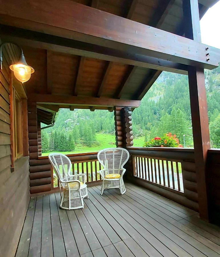 Chalet Rosa Dei Monti Hotel Valprato Soana Ngoại thất bức ảnh