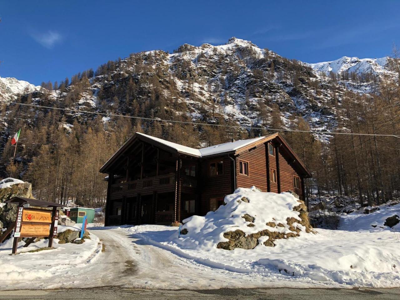 Chalet Rosa Dei Monti Hotel Valprato Soana Ngoại thất bức ảnh